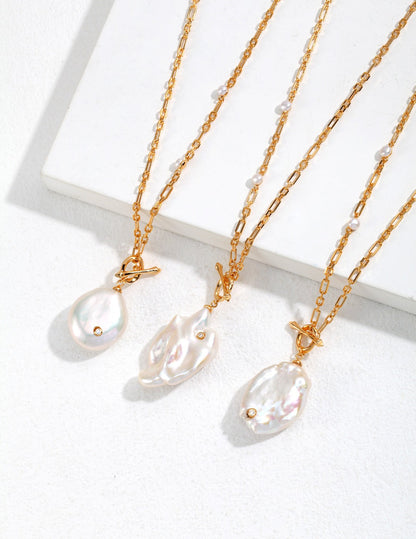 Baroque pearl necklace D0350